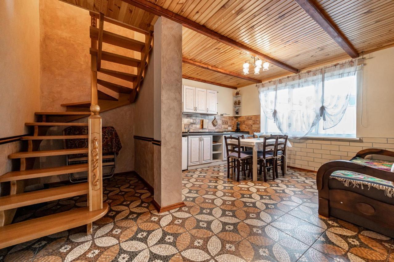 Emerald House Mykulychyn Ngoại thất bức ảnh