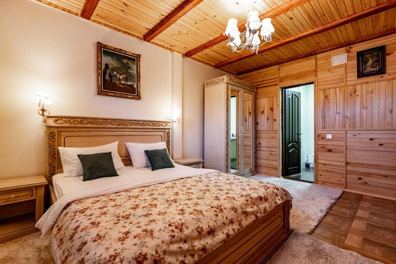 Emerald House Mykulychyn Ngoại thất bức ảnh